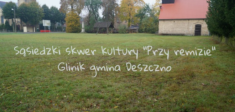 Glinik, plac przy remizie strażackiej 